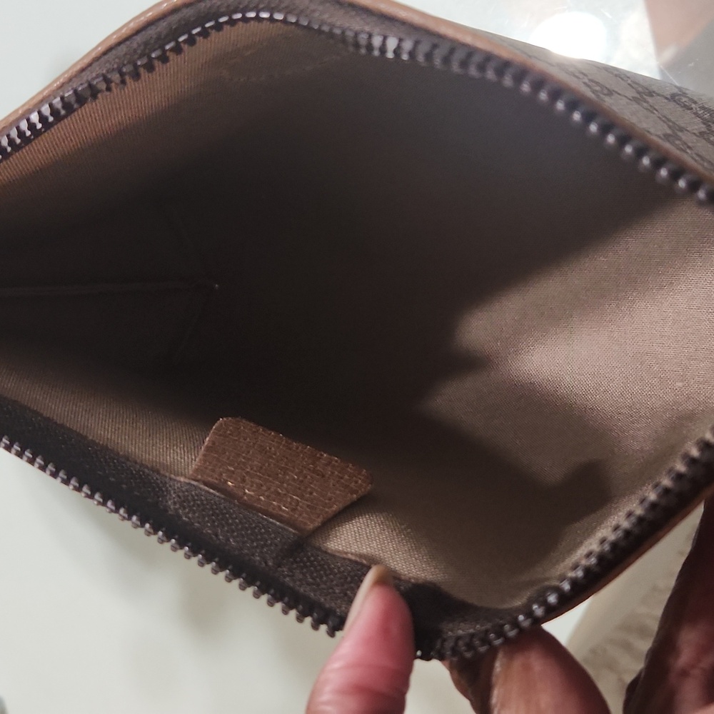 Gucci Plus Pouch - Picture 6 of 10